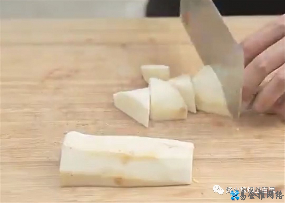 高压锅炖鸡需要多长时间，高压锅炖鸡的详细做法