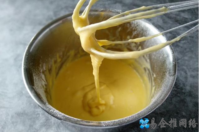 如何用烤箱做蛋糕，如何用烤箱做蛋糕的方法和步骤