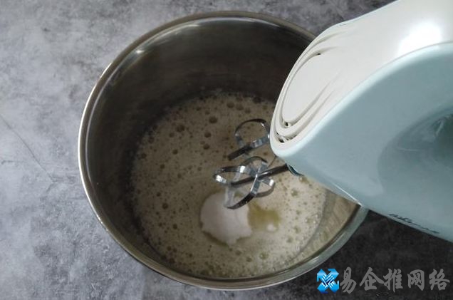 如何用烤箱做蛋糕，如何用烤箱做蛋糕的方法和步骤