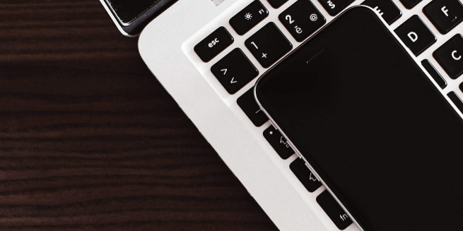 咸宁网站建设PC、移动端当中都要考虑哪些的呢？