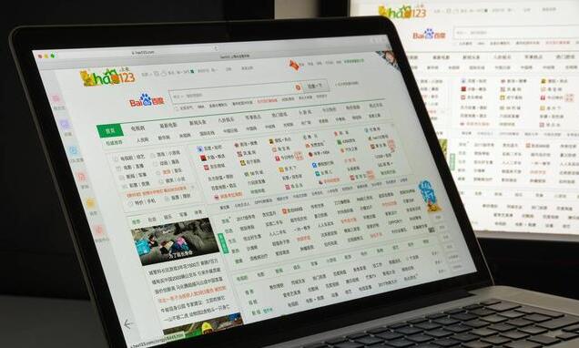 专业的SEO优化人员如何有规律地做好站内站外优化工作？