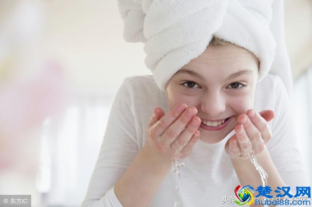 皮肤上莫名其妙起小疙瘩？可能是身体出现这6个毛病