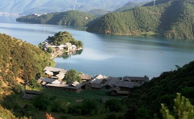 西昌到泸沽湖旅游多少公里