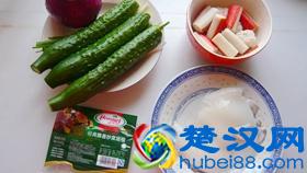 培根海鲜锅的做法,培根海鲜锅的家常做法