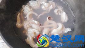 培根海鲜锅的做法,培根海鲜锅的家常做法