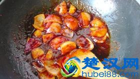 培根海鲜锅的做法,培根海鲜锅的家常做法