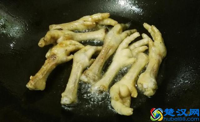 家常菜虎皮鸡爪鸡脚的做法
