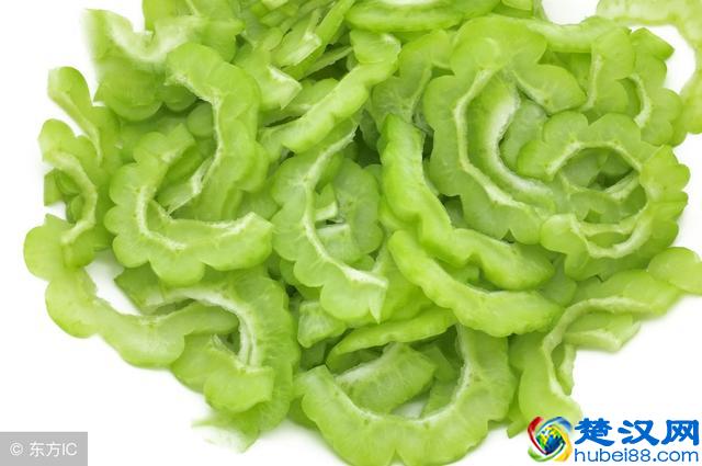 苦瓜是个宝，每天吃一点，对身体有4大好处！