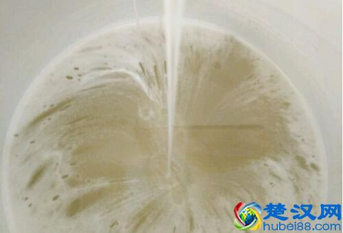 “四大名蜜”槐花蜜多少钱一斤？功效与作用有哪些？