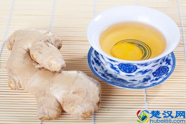 切记！大闸蟹千万不能和这些食物一起吃