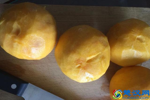 教你在家做黄桃罐头，香甜可口，做法简单又好吃