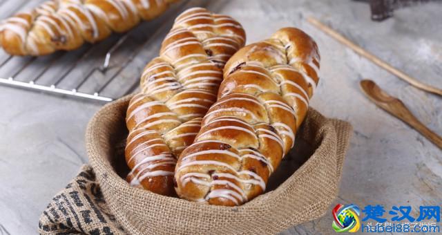 面包的50种做法大全，松软香甜有嚼劲，营养丰富有弹性，太棒啦！