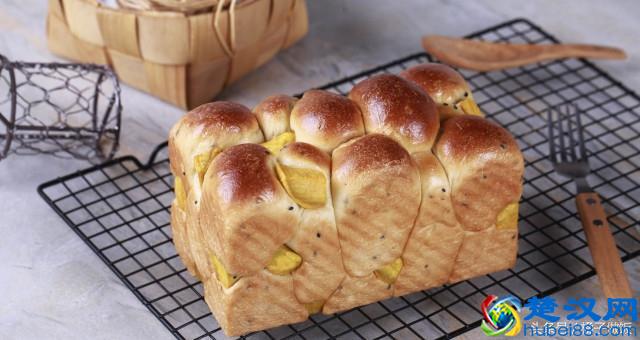 面包的50种做法大全，松软香甜有嚼劲，营养丰富有弹性，太棒啦！