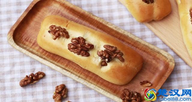 面包的50种做法大全，松软香甜有嚼劲，营养丰富有弹性，太棒啦！