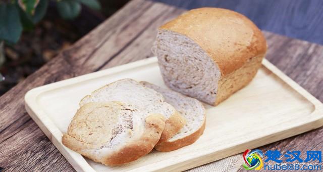 面包的50种做法大全，松软香甜有嚼劲，营养丰富有弹性，太棒啦！