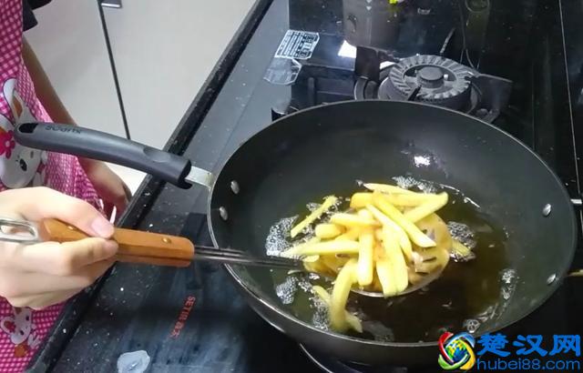 自制肯德基薯条，又香又脆，好吃到停不下来！