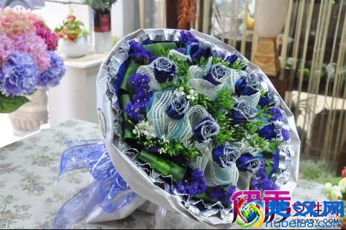 蓝色妖姬多少钱一朵 蓝色妖姬价格大全
