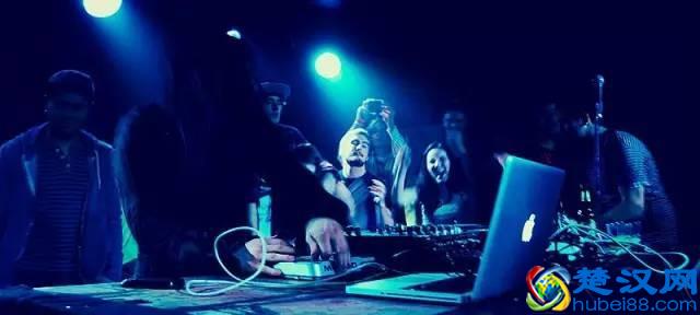 苹果新款笔记本MacbookPro究竟值不值得买？