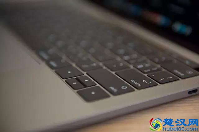 苹果新款笔记本MacbookPro究竟值不值得买？