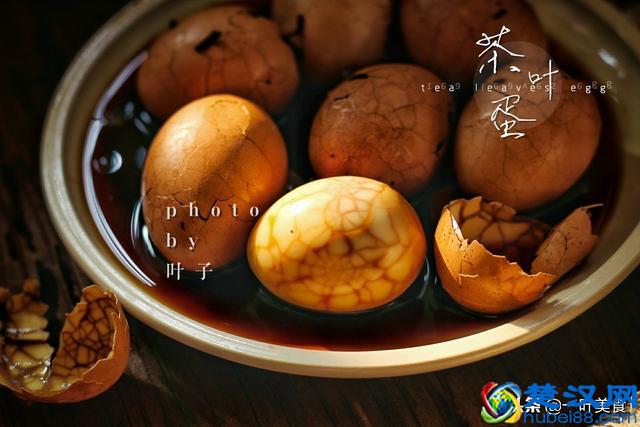 “大陆人民吃不起的茶叶蛋”，在家煮一锅，香味浓郁，好吃极了！