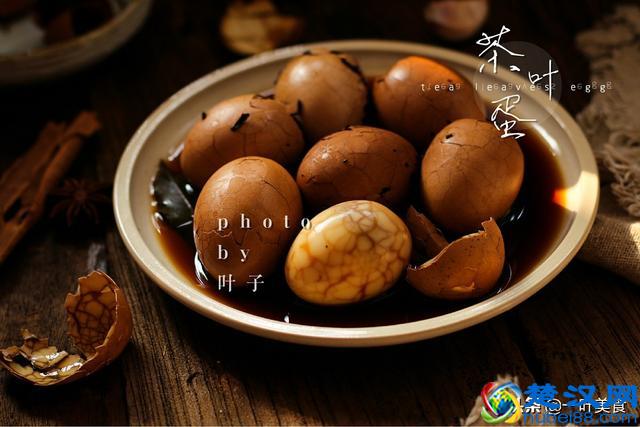 “大陆人民吃不起的茶叶蛋”，在家煮一锅，香味浓郁，好吃极了！