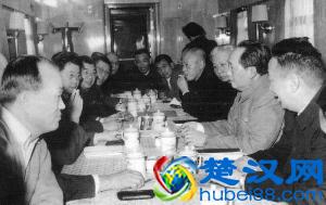 新中国历史上直至今天最年轻的省委书记是谁?上任时只有36岁哟