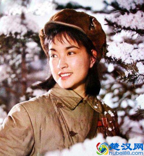 为什么历经四段婚姻却没有一个孩子?刘晓庆的回答太让人心疼!