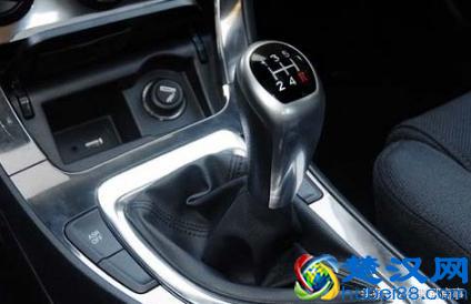 建议收藏,史上最全的手动挡汽车换挡技巧,学会你就是老司机了!