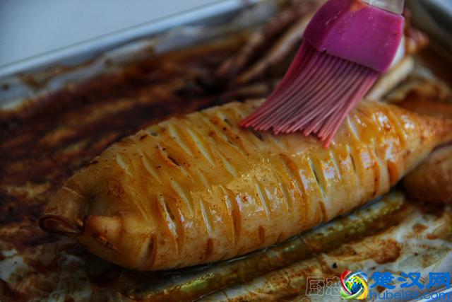 鱿鱼哪些部位能吃,哪些不能吃,怎样正确的处理一只鱿鱼