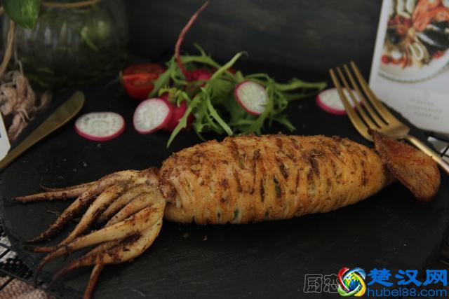 鱿鱼哪些部位能吃,哪些不能吃,怎样正确的处理一只鱿鱼