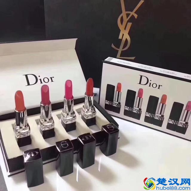 情人节十大礼物排行榜，巧克力排在最后一名，真的别再送了