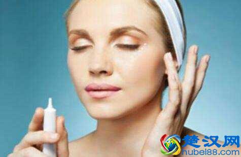 不做手术也能眼睛变大!坚持这3个小动作就好!