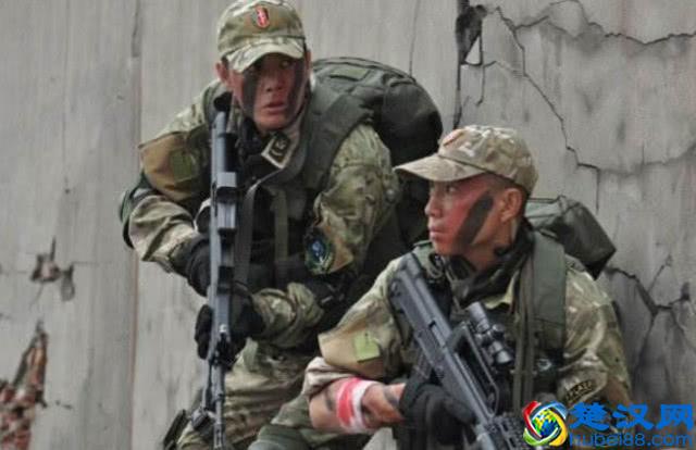 中国特种兵好当吗？需要有这些本事才行！