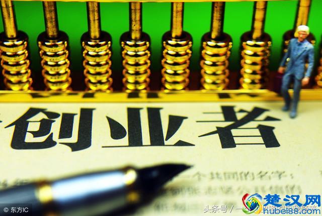 这个时代只要不违法，你可以无底线的去赚钱