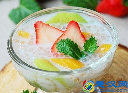 男子开10平米的店卖冰粉,年赚百万元