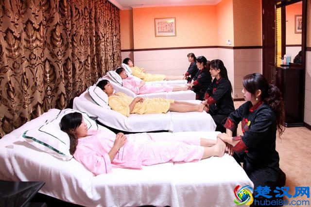 为什么中国这么多足疗店？