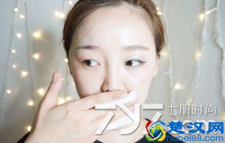 卸妆油怎么用才不伤肤？ 教你卸妆油的使用方法