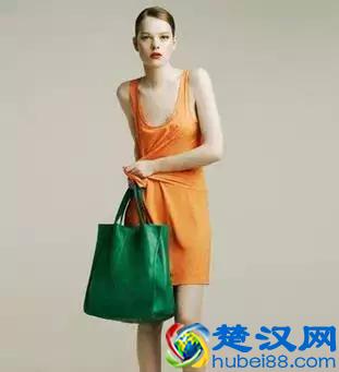 最全包包与衣服颜色搭配技巧！女人必知!