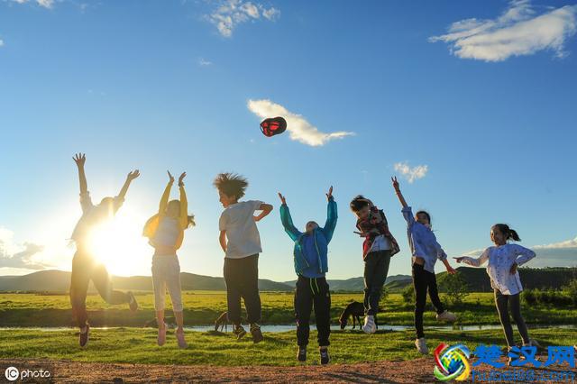 做什么副业，每月能稳定收入1万元？