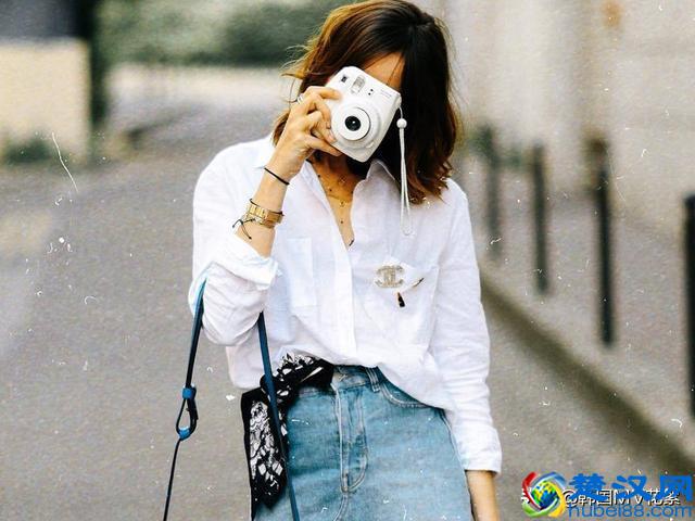 脸大穿什么衣服好看，3招穿出瓜子脸