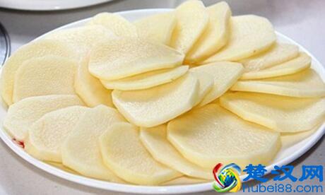 怎样去除下眼袋，哪些方法有效去除眼袋