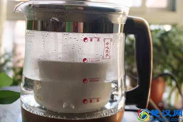 养颜滋补佳品燕窝，怎么做零失败？一次炖煮成功，掌握这六条技巧