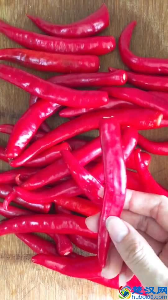 自制剁椒酱，方法简单特别好吃，学会绝不会再去外头买