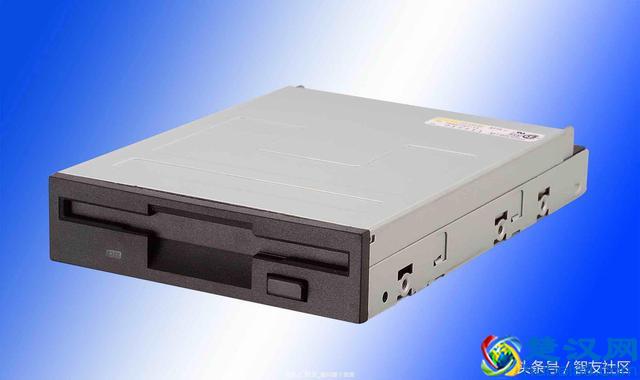 软盘淘汰十几年了，你不用我不用，为什么淘宝上销量依然很多？