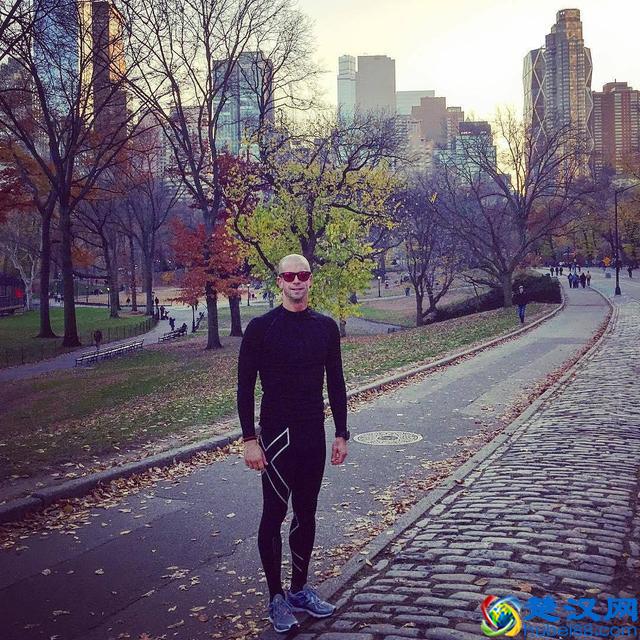 如果想减肥，每天跑5km和走5km，哪一个效果好？你又该如何选择