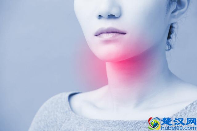 双下巴怎么消？5个简单动作，请你坚持做