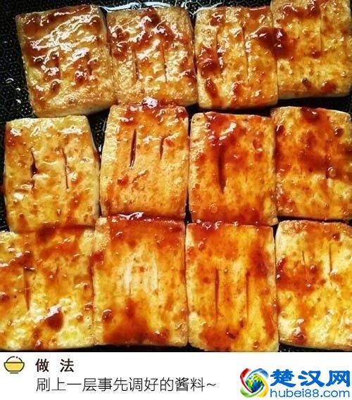 街边小吃铁板豆腐，做法就是这么简单，吃货们收藏一下