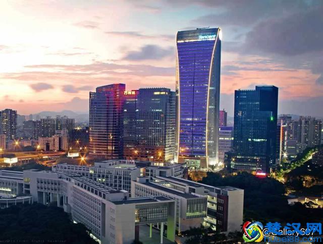 你来深圳的初衷是什么？是为了自己的梦想吗？