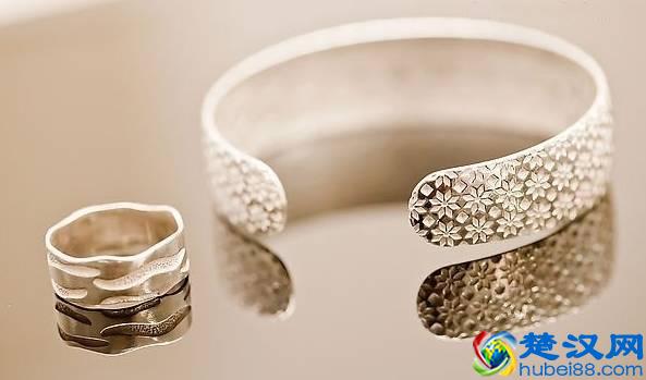 925银和999银哪个好？从化学的角度给你分析……