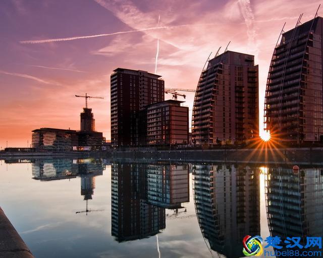 做好领导，首先要做到“德高望重”！